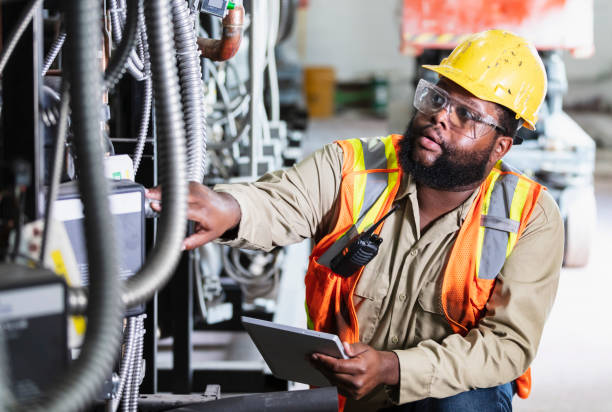 Best Circuit Breaker Repair  in Staples, MN
